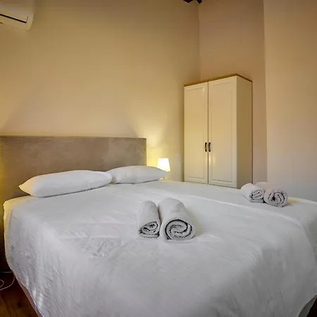 Spadici 80m From The Villa
