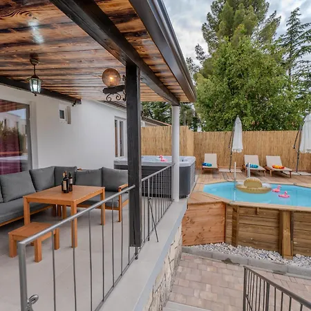 Villa Spadici 80m From The Porec