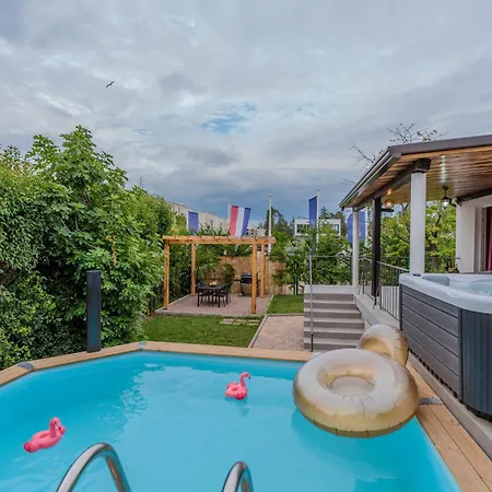 Villa Spadici 80m From The