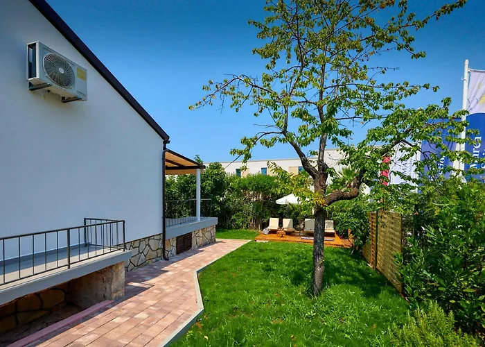 Villa Spadici 80m From The