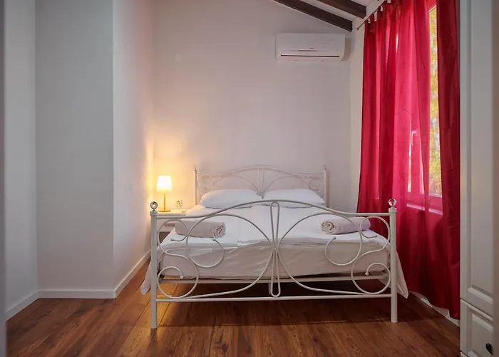 Villa Spadici 80m From The Porec