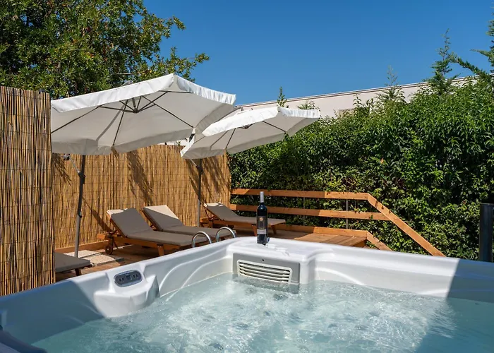 Spadici 80m From The Villa Porec