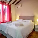 Villa Spadici 80m From The *