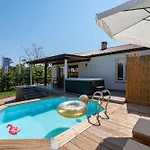 Spadici 80m From The Poreč
