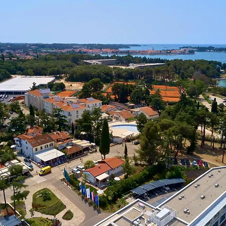Spadici 80m From The * Poreč